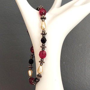 Red and black crystal, faux pearl bracelet